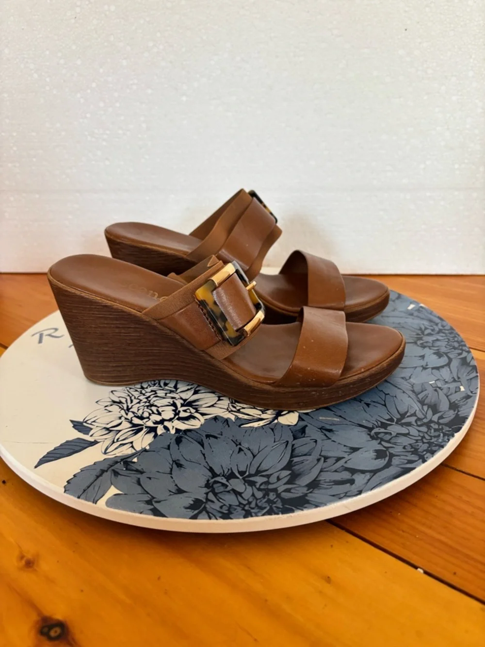 Toscanella Brown Leather Wedge Sandals Size 6.5 Made in Italy